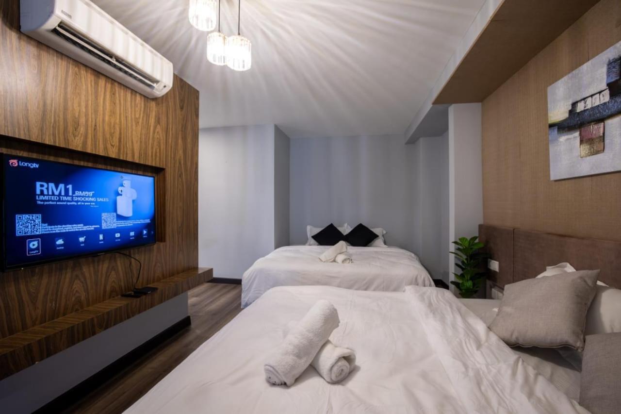 Loft Pano Seaview Suite 2 Bedroom By The Only Bnb Jelutong Exterior photo